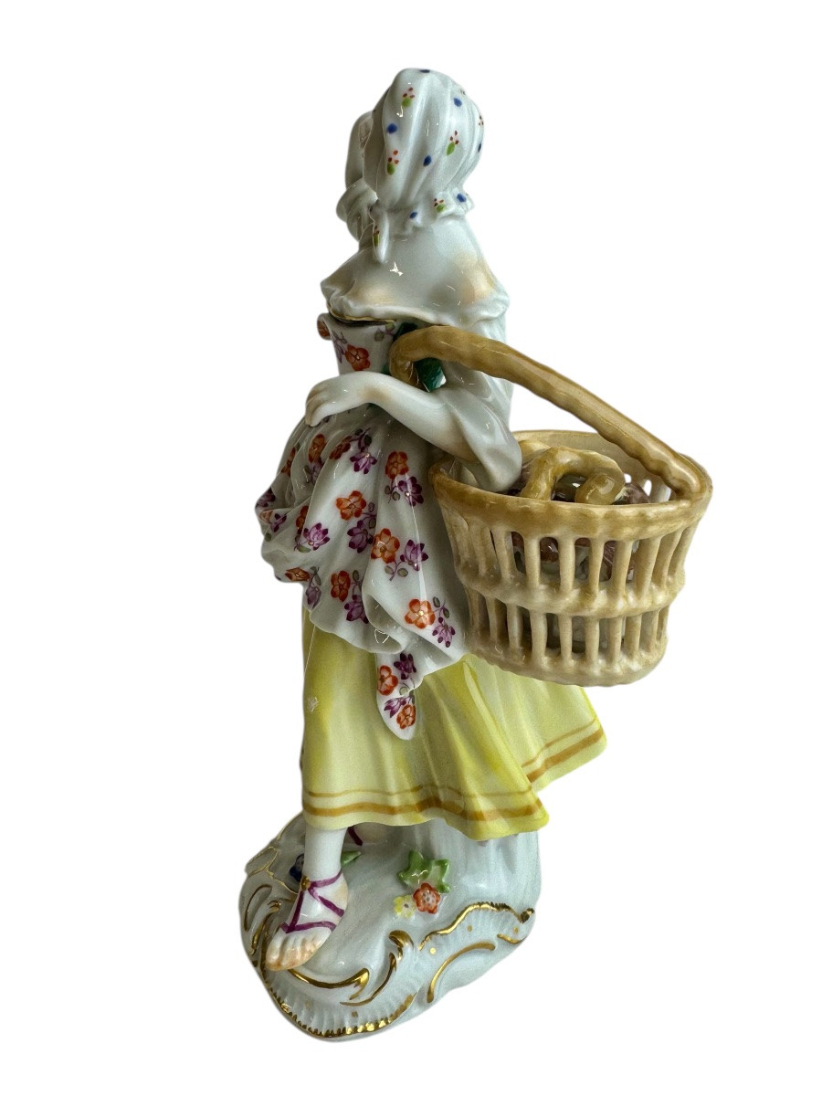 Meissen - Les Cris De Paris, colporteuse au panier-photo-3
