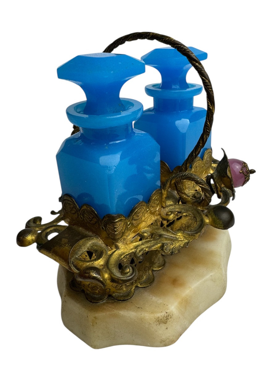 Nécessaire à parfum en opaline monture pomponne-photo-1