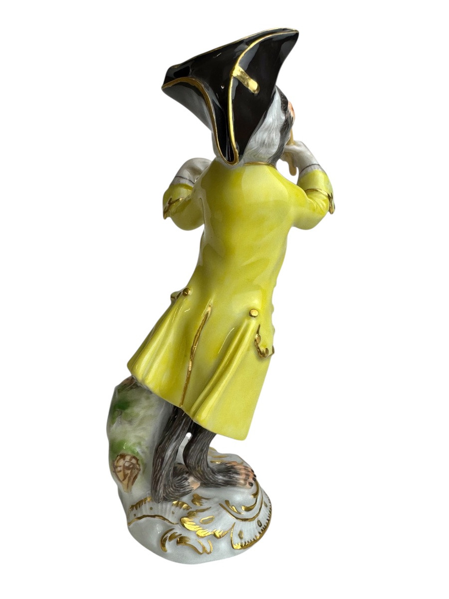 Meissen - Porcelain Figurine Of A Monkey With Chopsticks From The Monkey Orchestra Series-photo-3