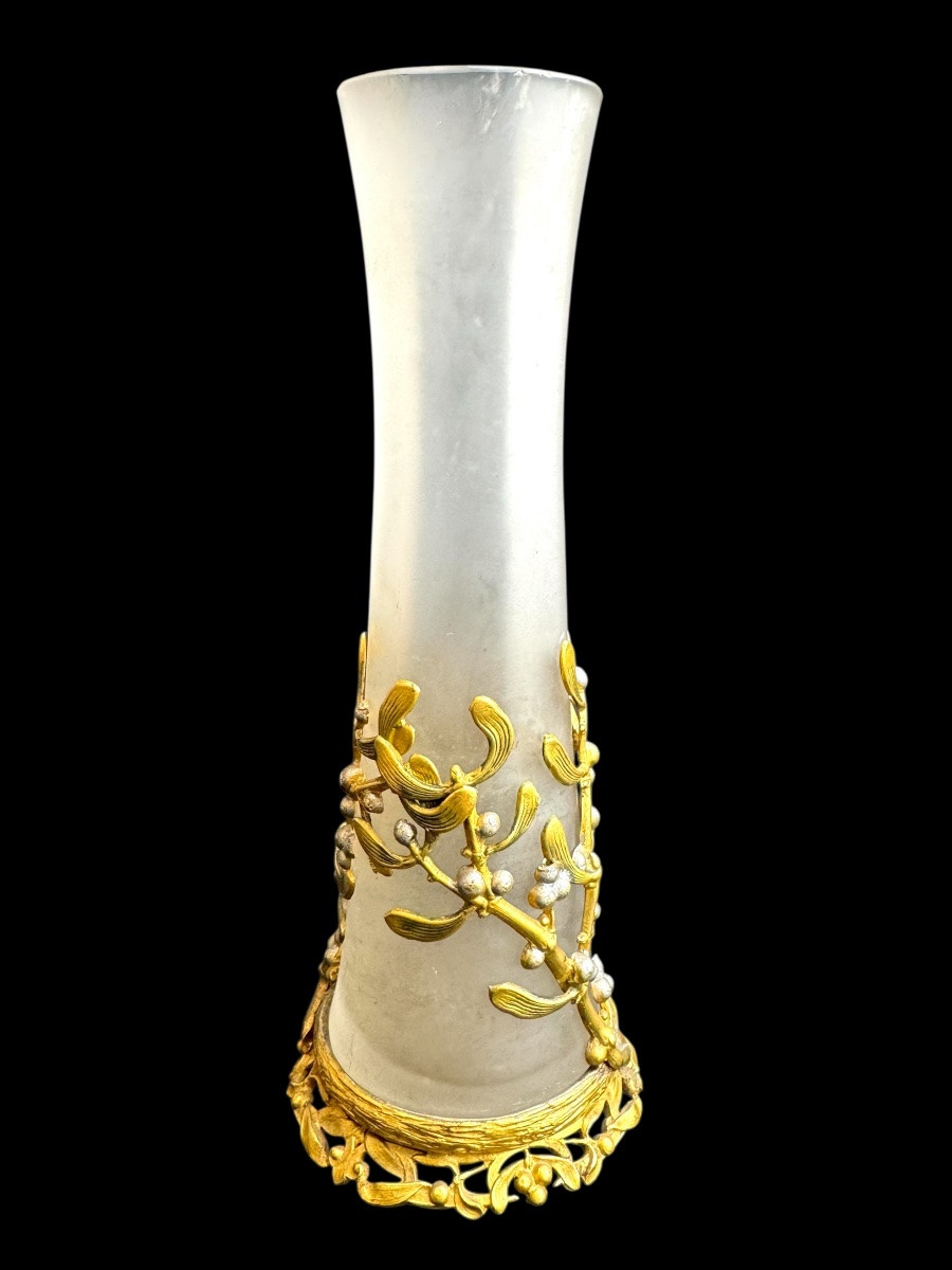 Vase art nouveau, monture en bronze à décor des fleurs de gui -photo-3