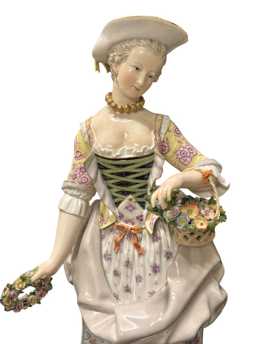 Large Meissen Porcelain Figurines Depicting A Couple Of Gardeners -photo-2