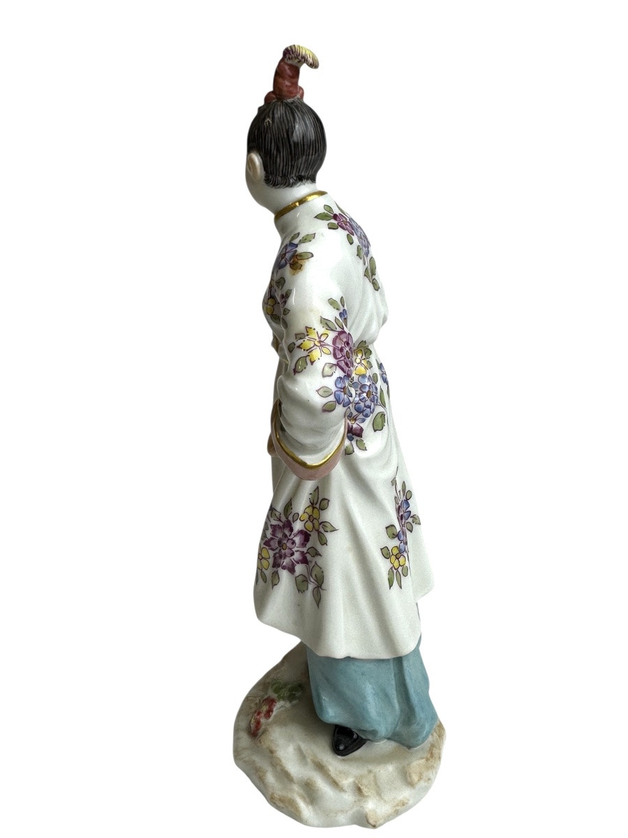 Meissen Porcelain Figurine Of A Japanese Man With A Fish-photo-1