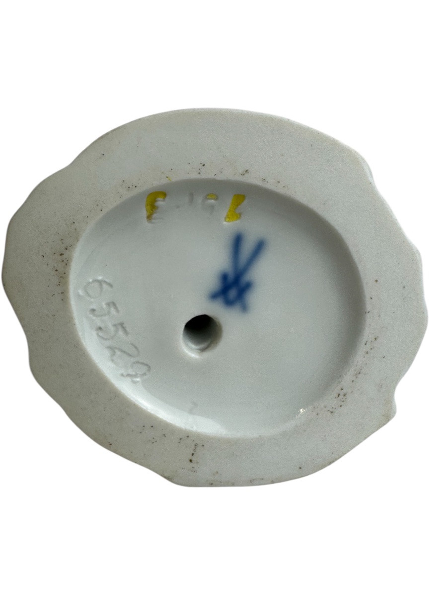 Meissen Porcelain Figurine Of A Japanese Man With A Fish-photo-4