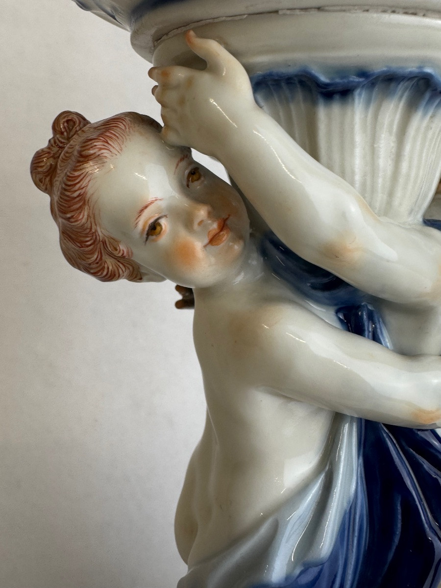 Meissen - Centre de table en porcelaine orné de deux cupidons -photo-1