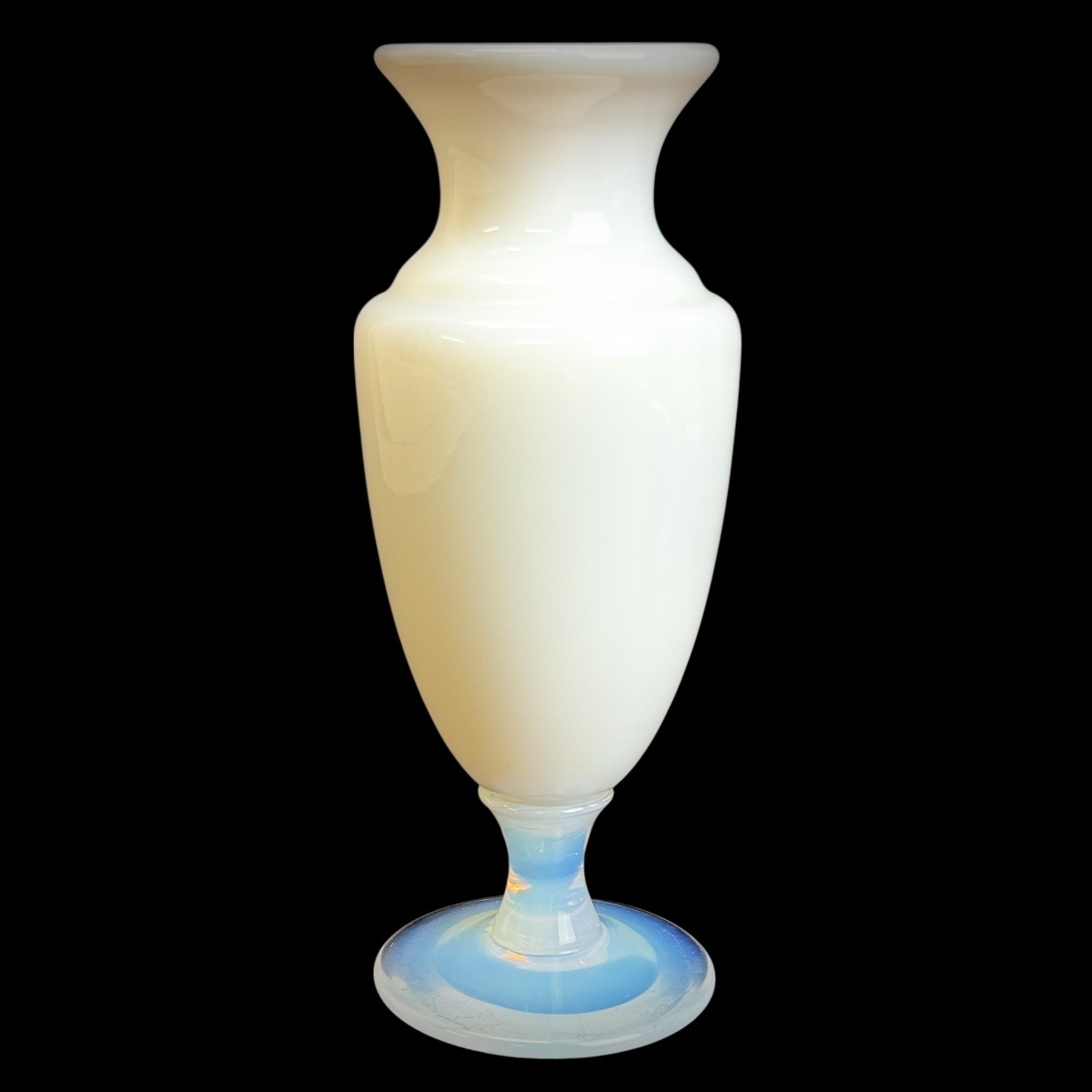 Sèvres - Pair de vases en opaline -photo-2