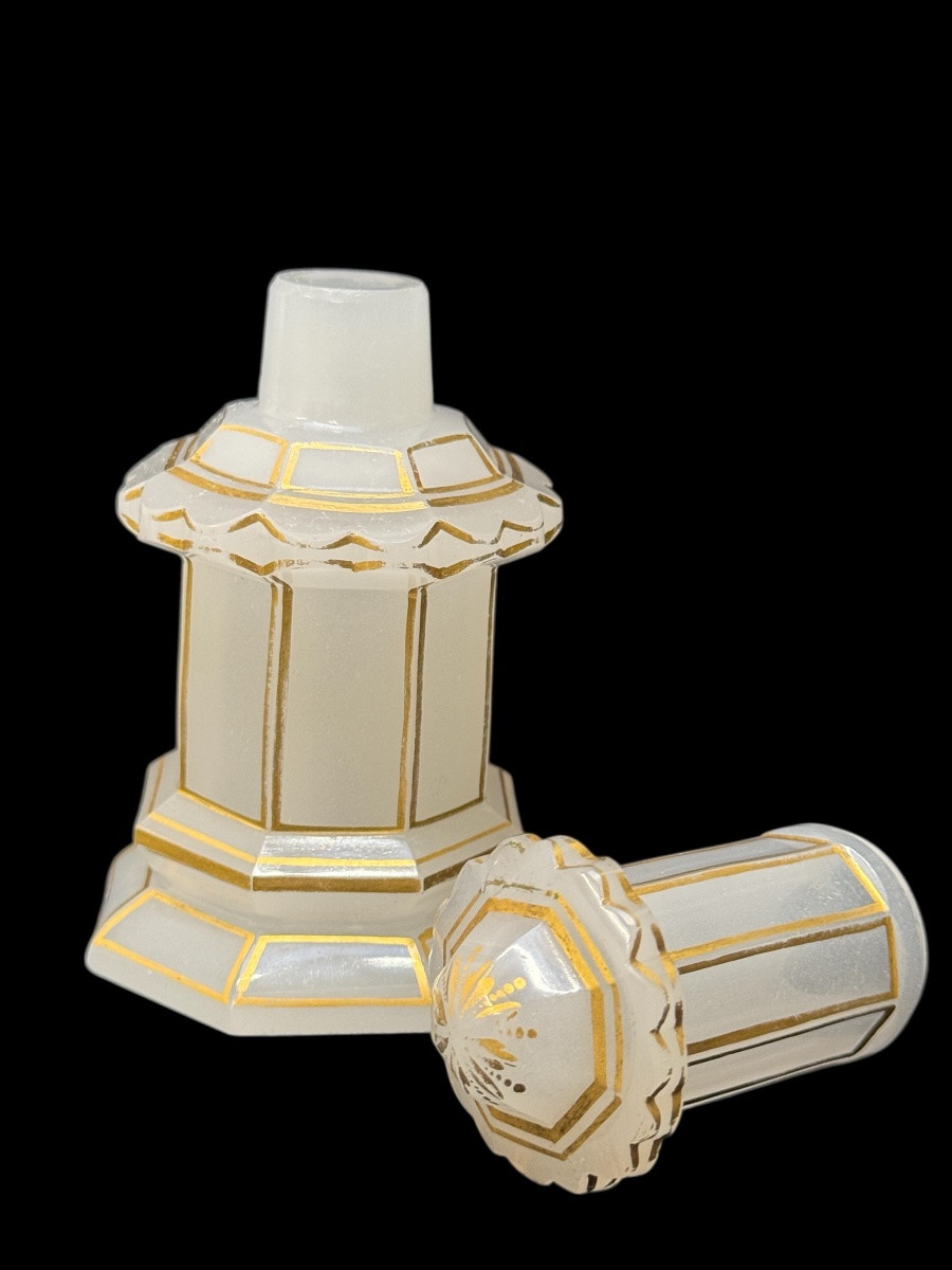 Art Deco Opaline Perfume Bottle. -photo-3