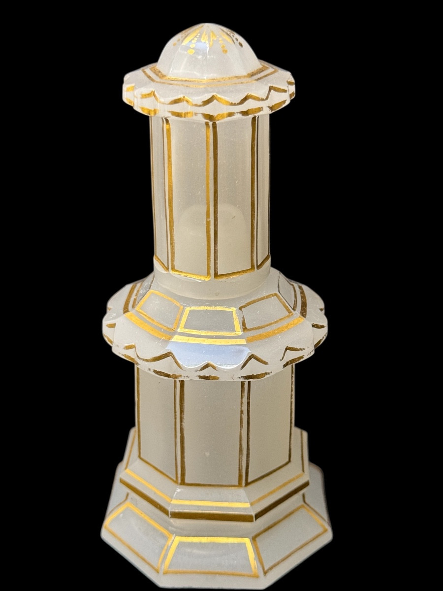 Art Deco Opaline Perfume Bottle. -photo-4