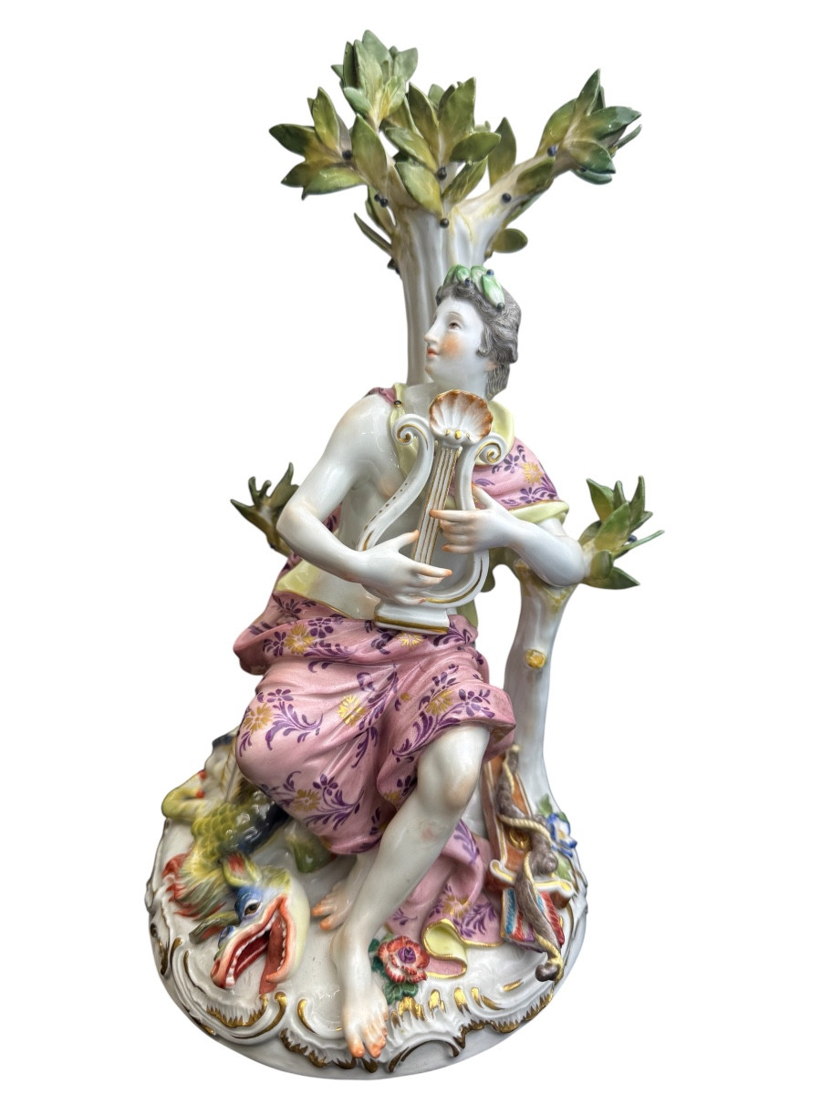 Meissen - groupe en porcelaine - Apollon et le dragon Phyton 