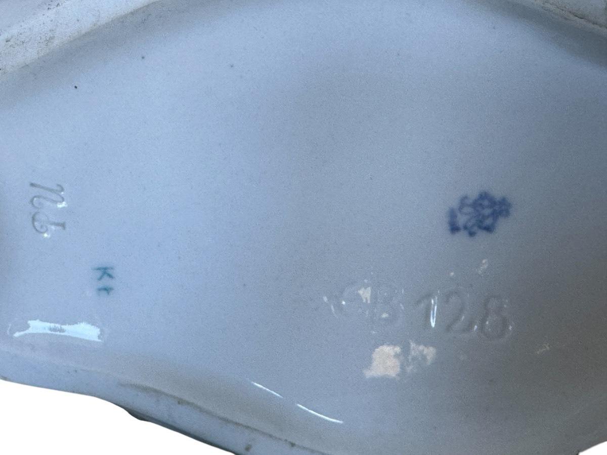 Volkstedt By Emil Paul Börner Porcelain Group Of Nude Galatea On A Dolphin-photo-7