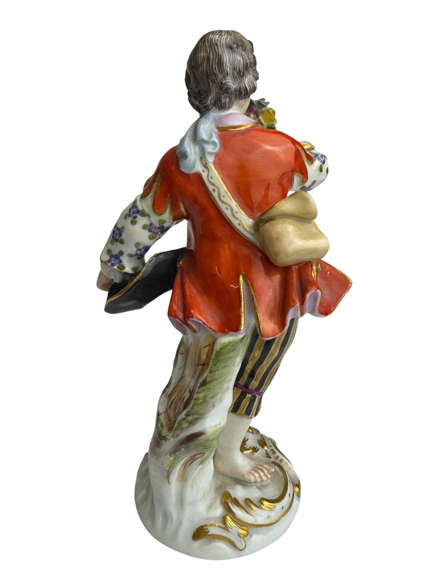 Meissen - Porcelain Figurine Of A Child Gardener With Hat-photo-1