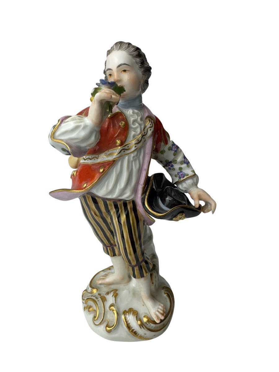 Meissen - Porcelain Figurine Of A Child Gardener With Hat-photo-4