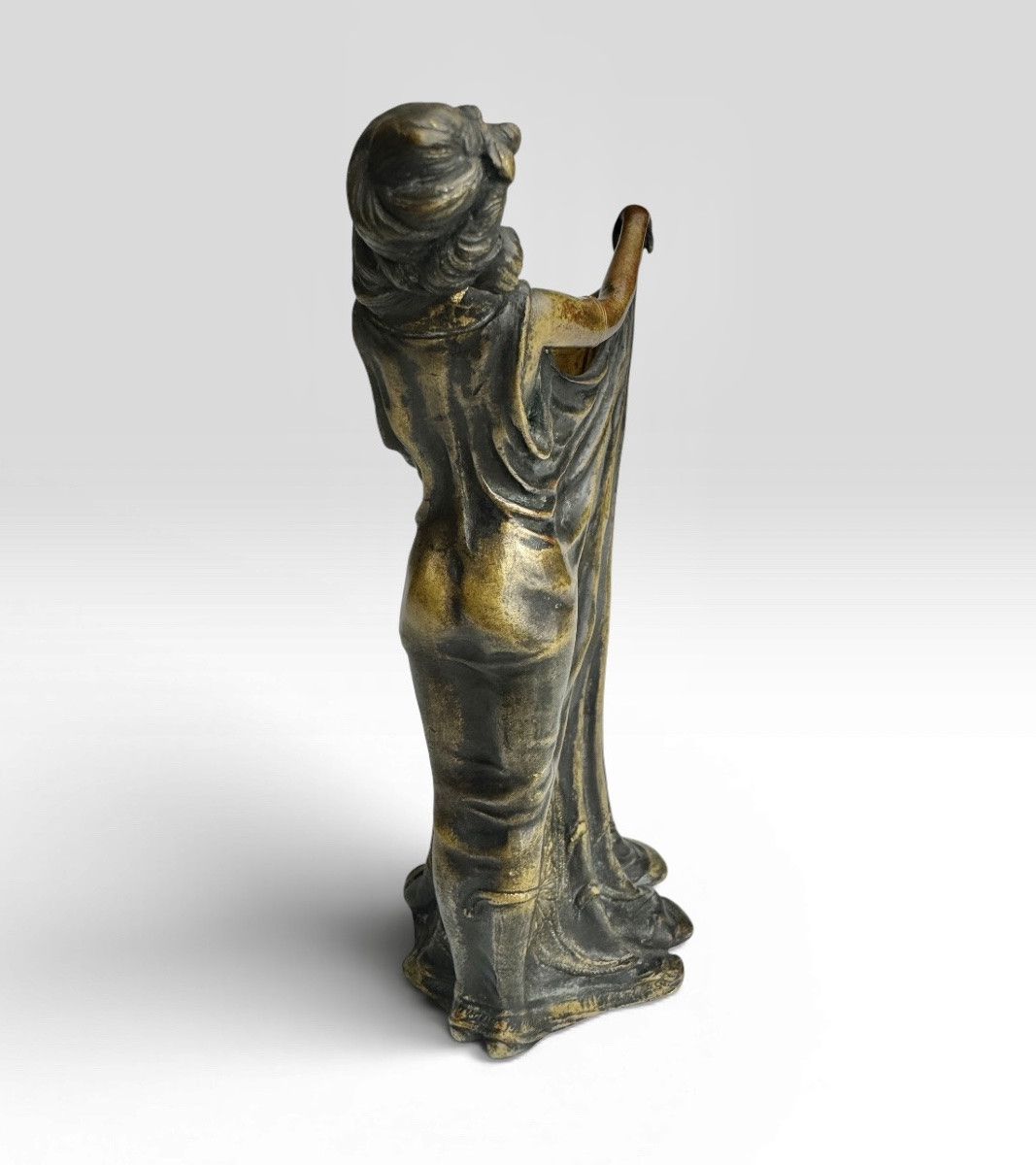 Franz Xavier Bergman, bronze de Vienne - femme tenant sa robe. -photo-3