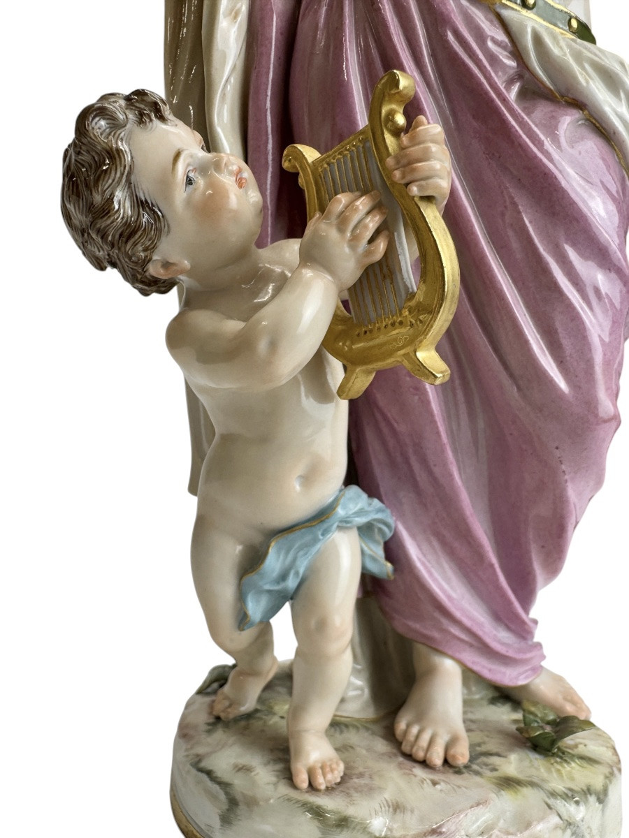 Meissen - Groupe en porcelaine Allégorie de la Musique. -photo-4