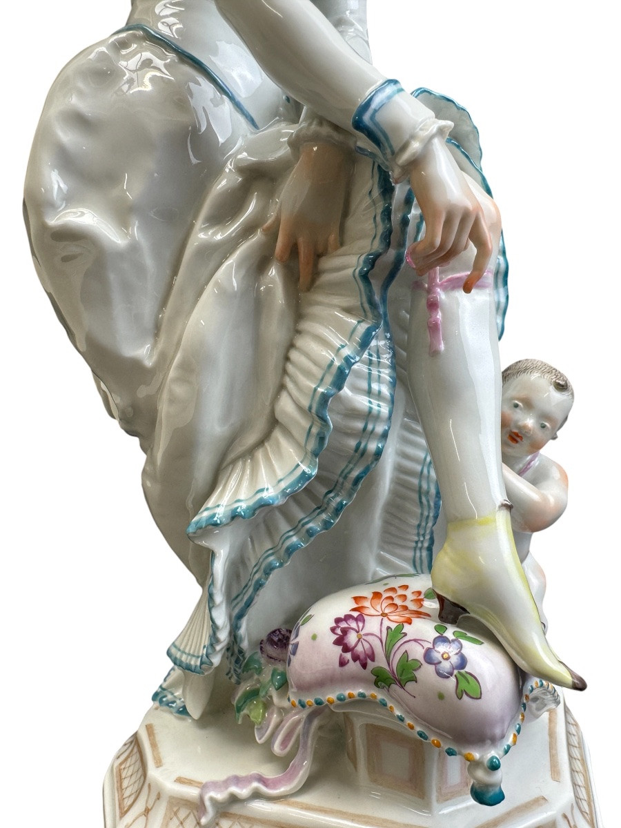Meissen modèle de Paul Scheurich- Groupe en porcelaine Dame avec Cupidon -photo-4