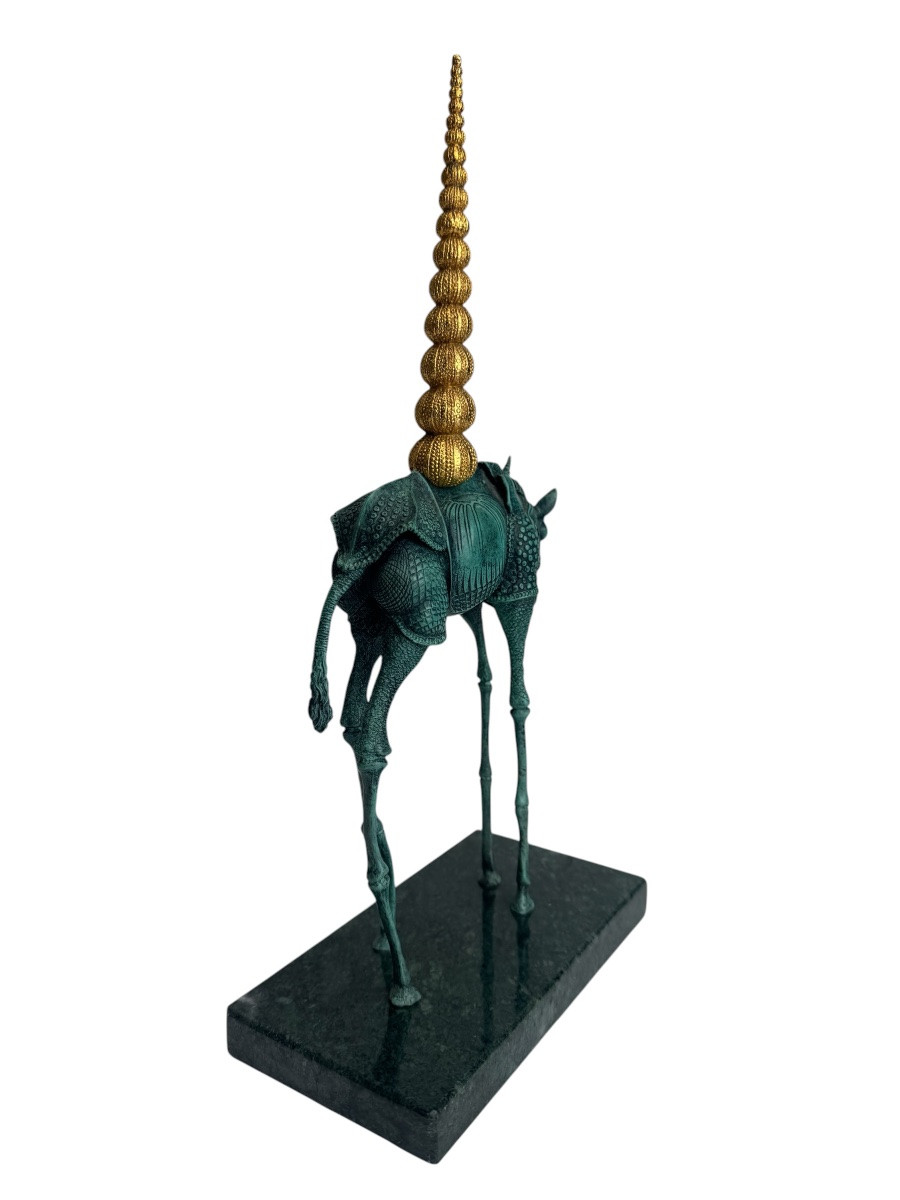 Salvador Dalí - Le rhinocéros cosmique.  -photo-1