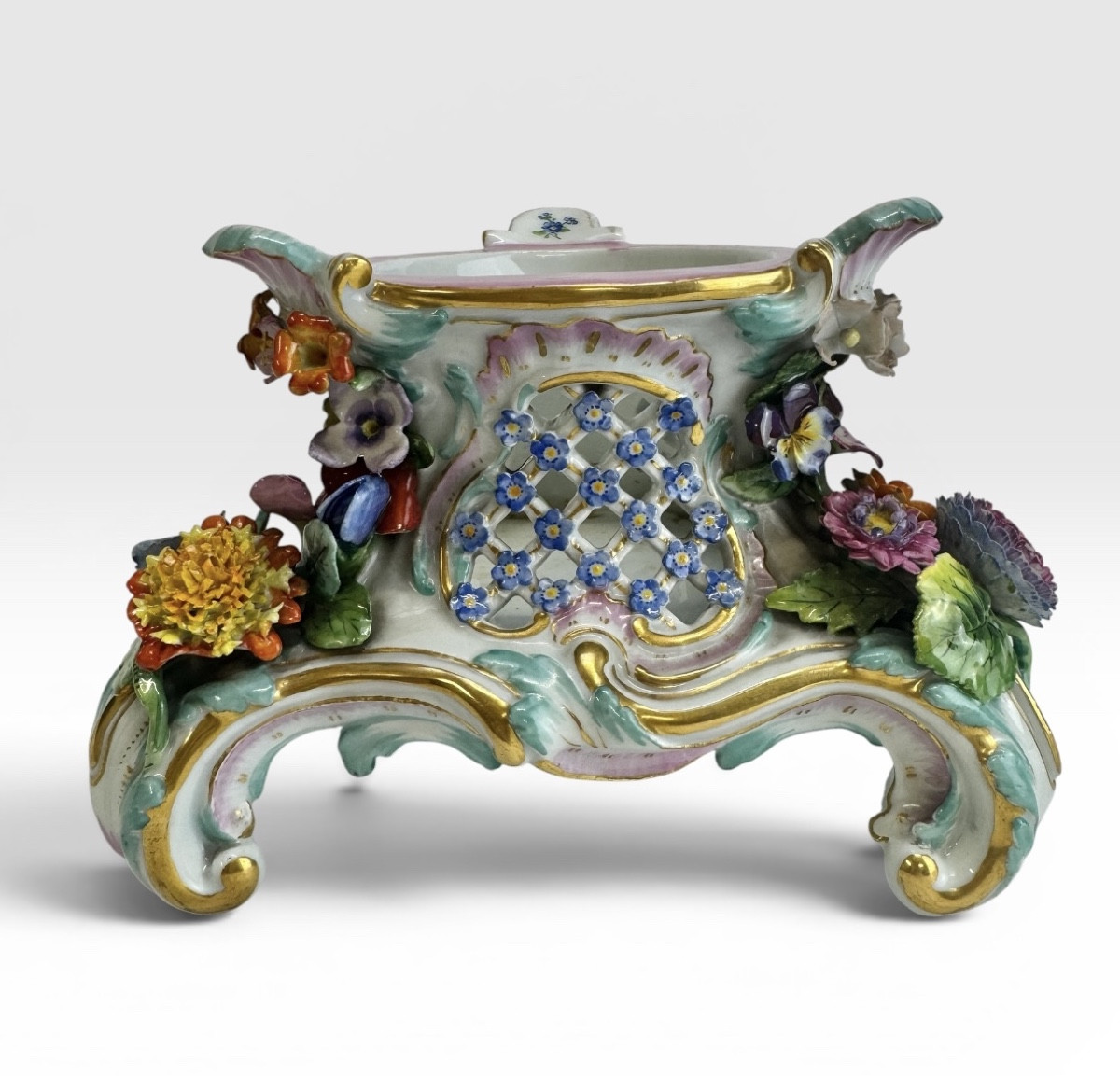 Meissen - Porcelain Teapot Warmer