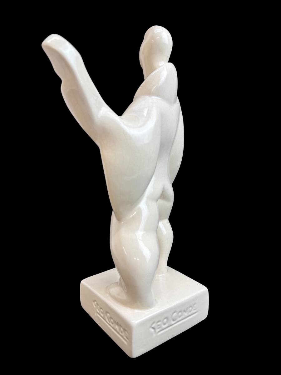 Geo Conde - Figure art déco, Pierrot à la mandoline -photo-1
