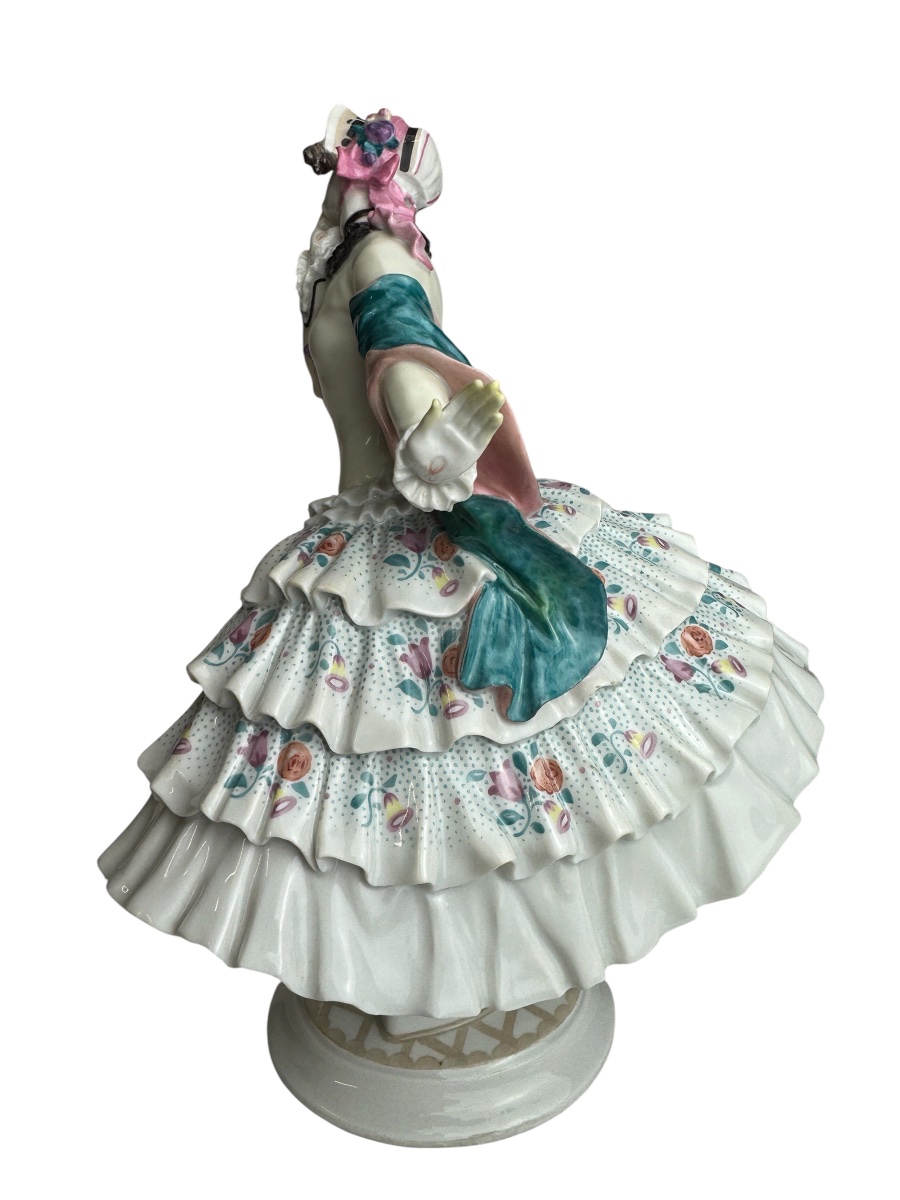Meissen Estrella Figurine, From The Russian Ballet *carnival* By Paul Scheurich. -photo-1