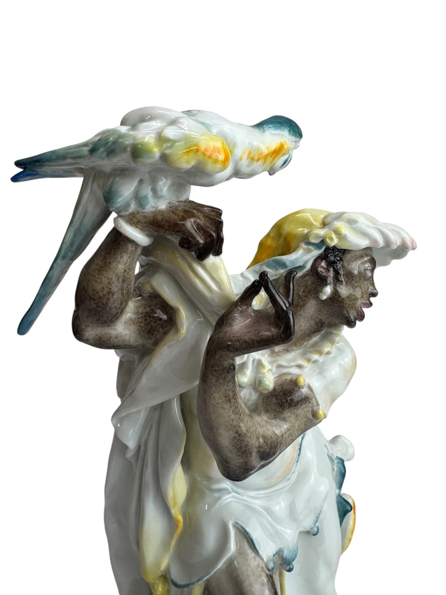 Meissen - Porcelain Figurine, Moor With A Parrot Depicting Nelusco -photo-4