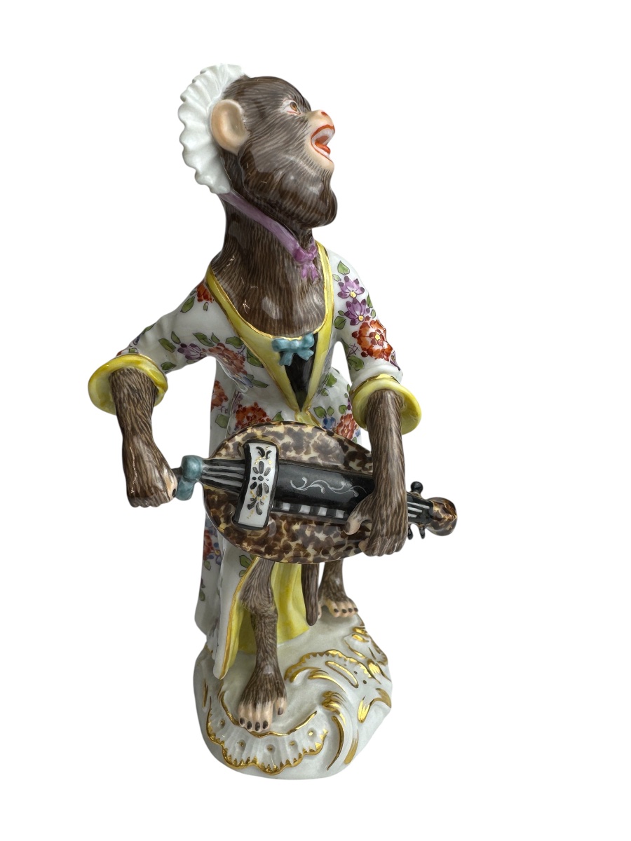 Meissen - Porcelain Figurine Of A Monkey Playing The Mandolin From The "monkey Orchestra" Series -photo-2