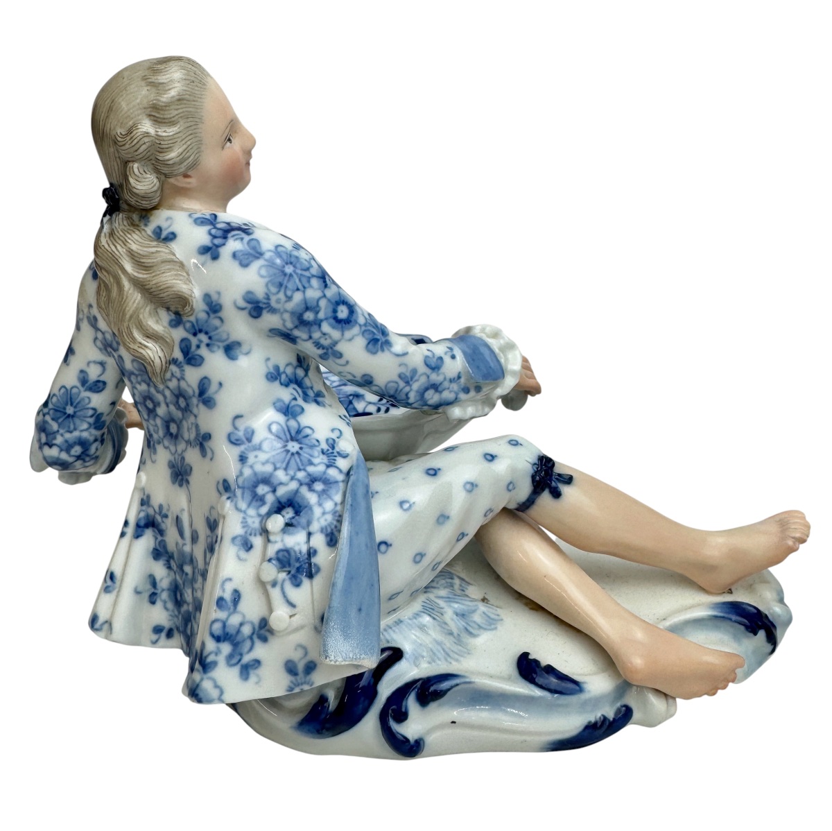 Meissen - Porcelain Salt Or Pepper Shaker, Figurine-shaped Design With An Onion Motif. -photo-1