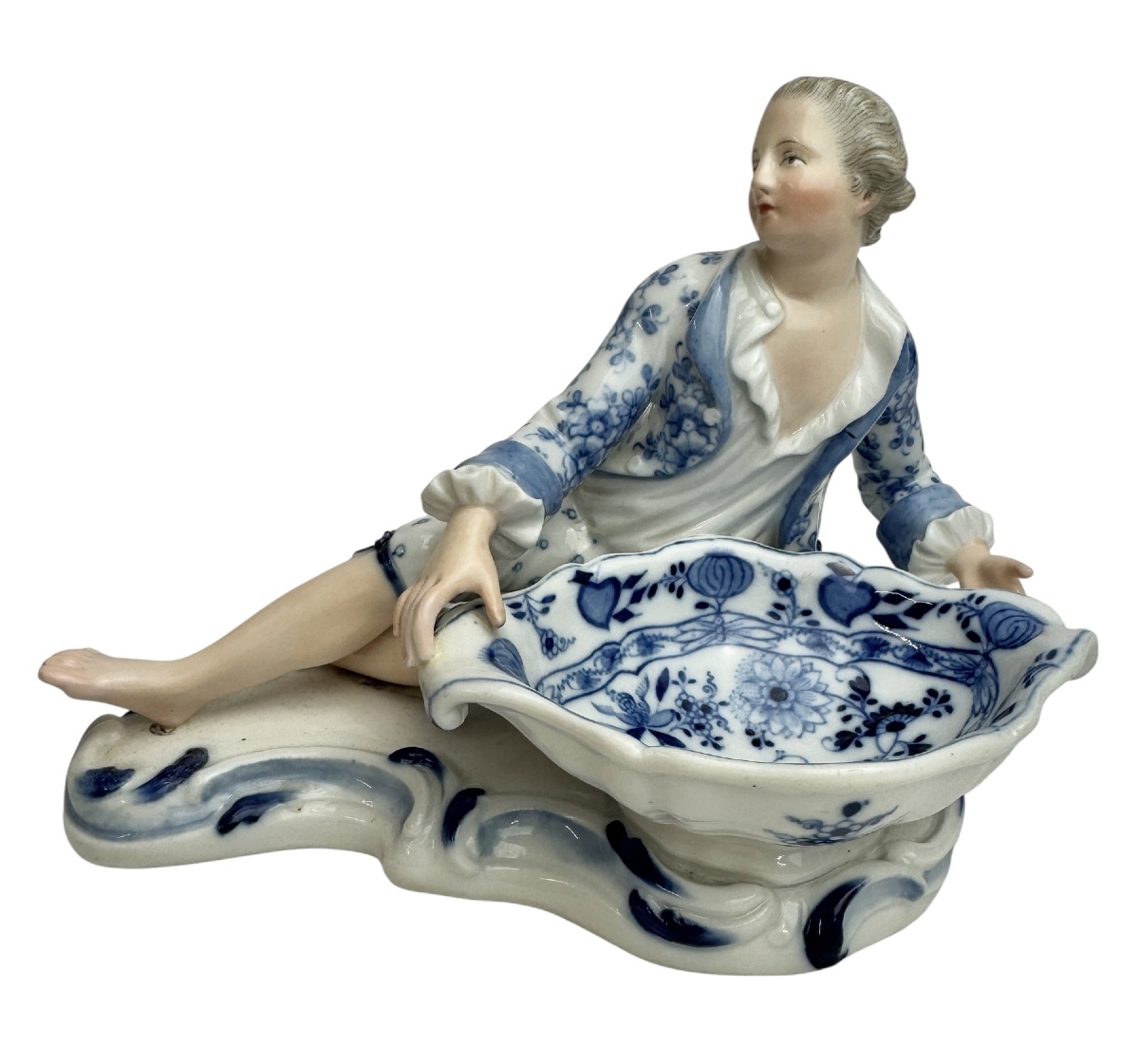 Meissen - Porcelain Salt Or Pepper Shaker, Figurine-shaped Design With An Onion Motif. 