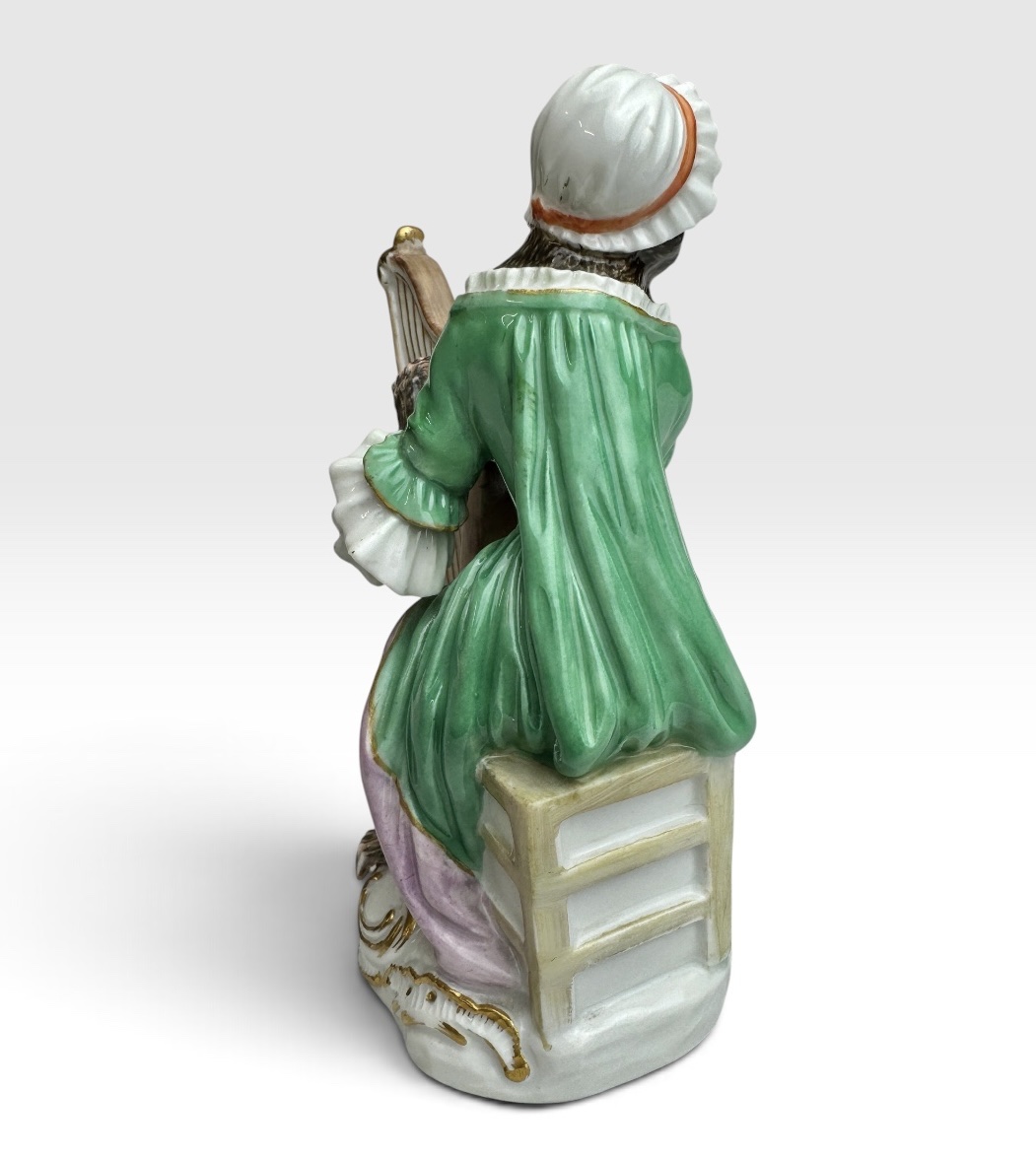 Meissen - Porcelain Figurine Of A Harp-playing Monkey From The "monkey Orchestra" Series -photo-1
