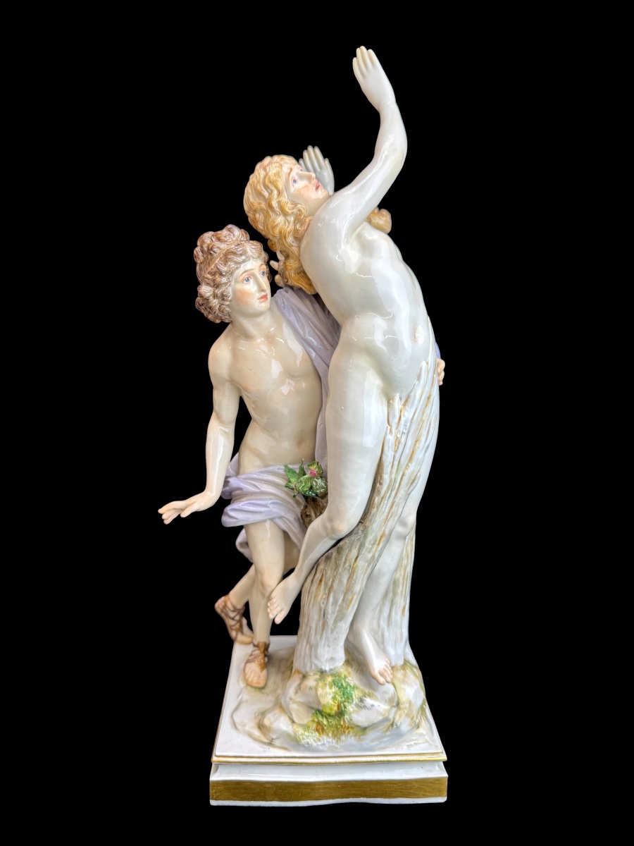Meissen - Groupe en porcelaine   « Apollon et Daphné »