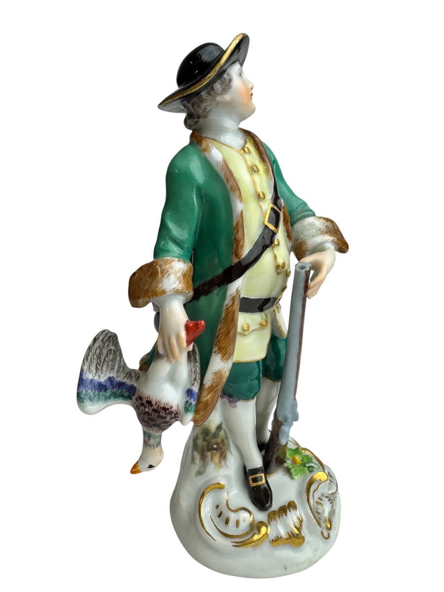 Meissen - Figurine Of A Hunter With A Duck-photo-2