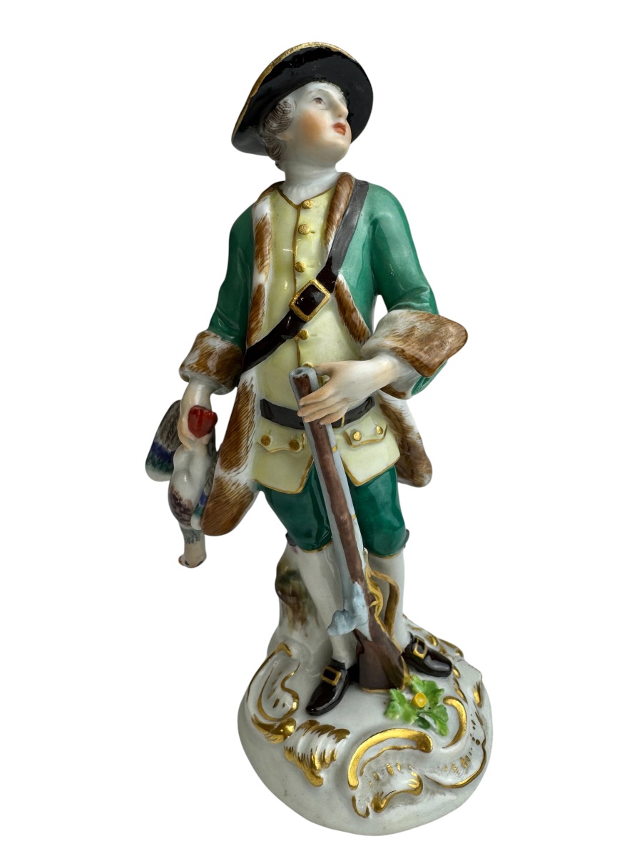 Meissen - Figurine Of A Hunter With A Duck