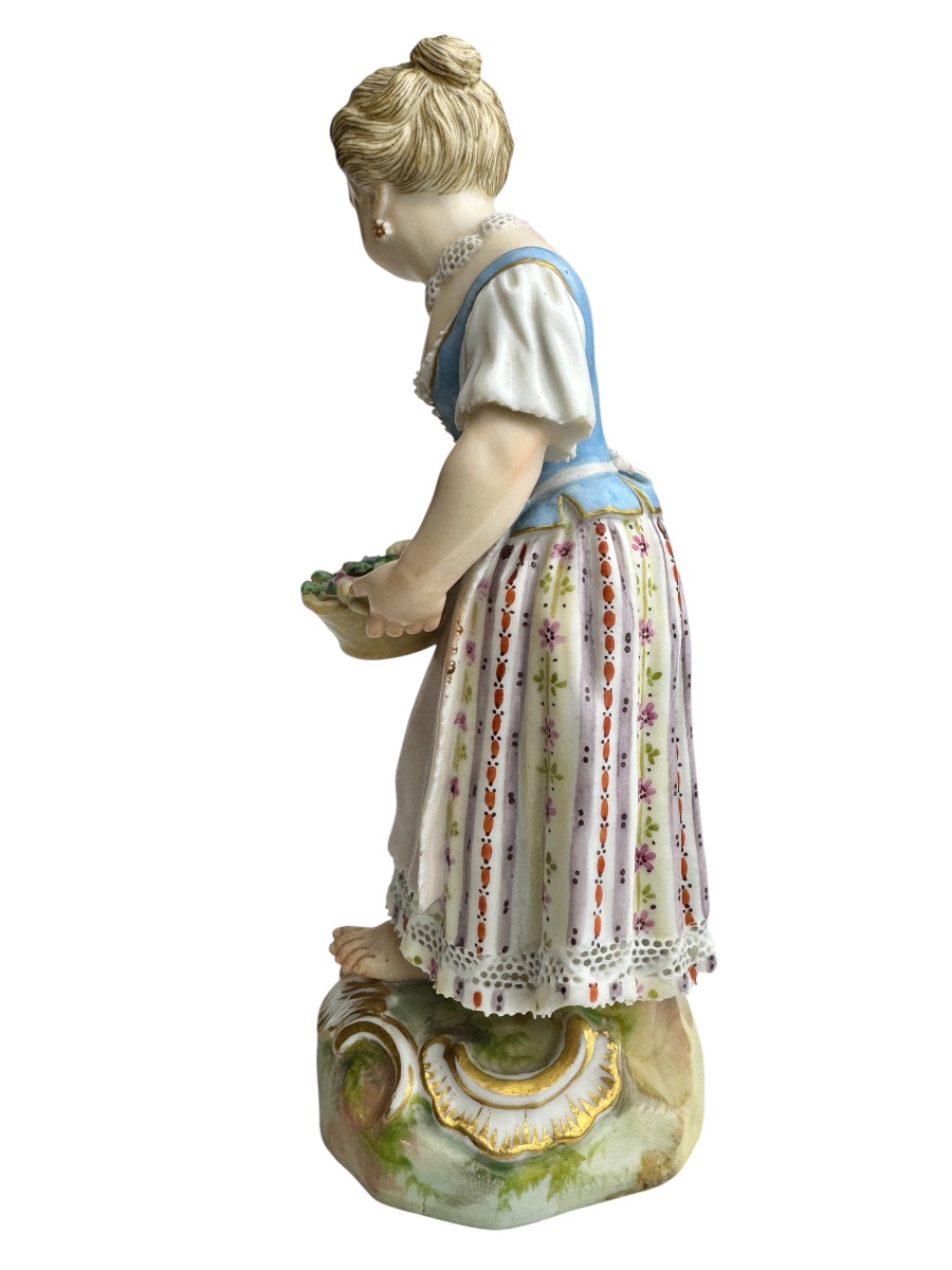 Meissen - Porcelain Figurine Depicting A Young Gardener-photo-4