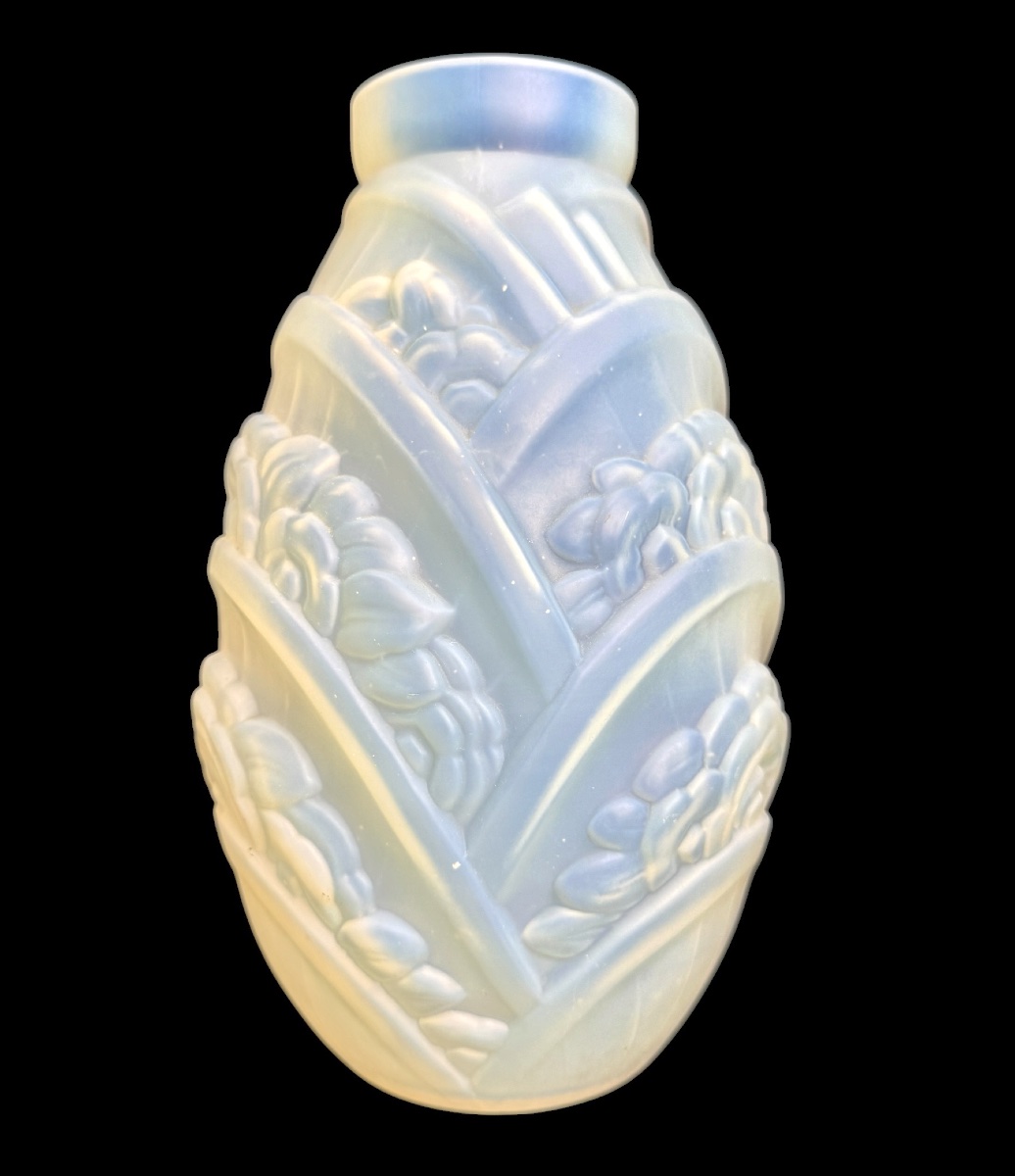 Muller Frères Lunéville - "arcs Fleuris" Opalescent Vase