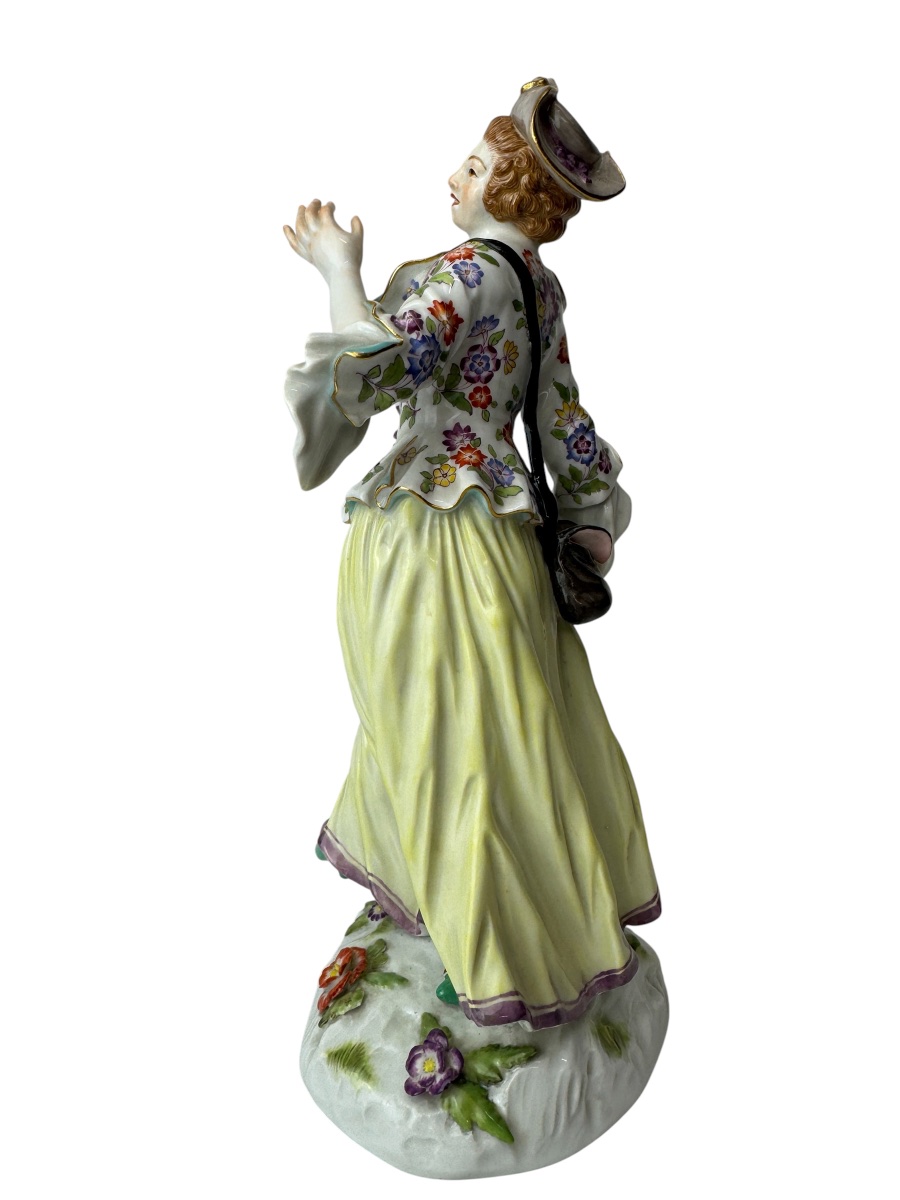Meissen - Figure en porcelaine d’une Bergère-photo-1