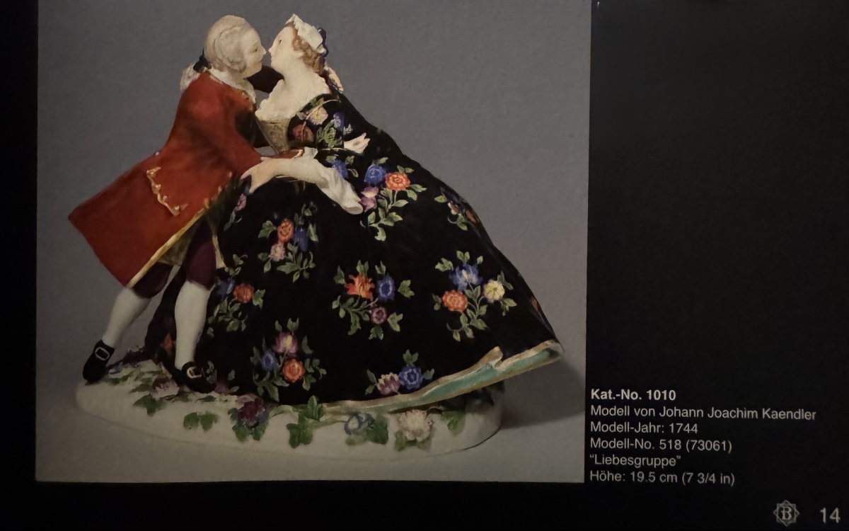 Meissen - Groupe en porcelaine d'amoureux-photo-6