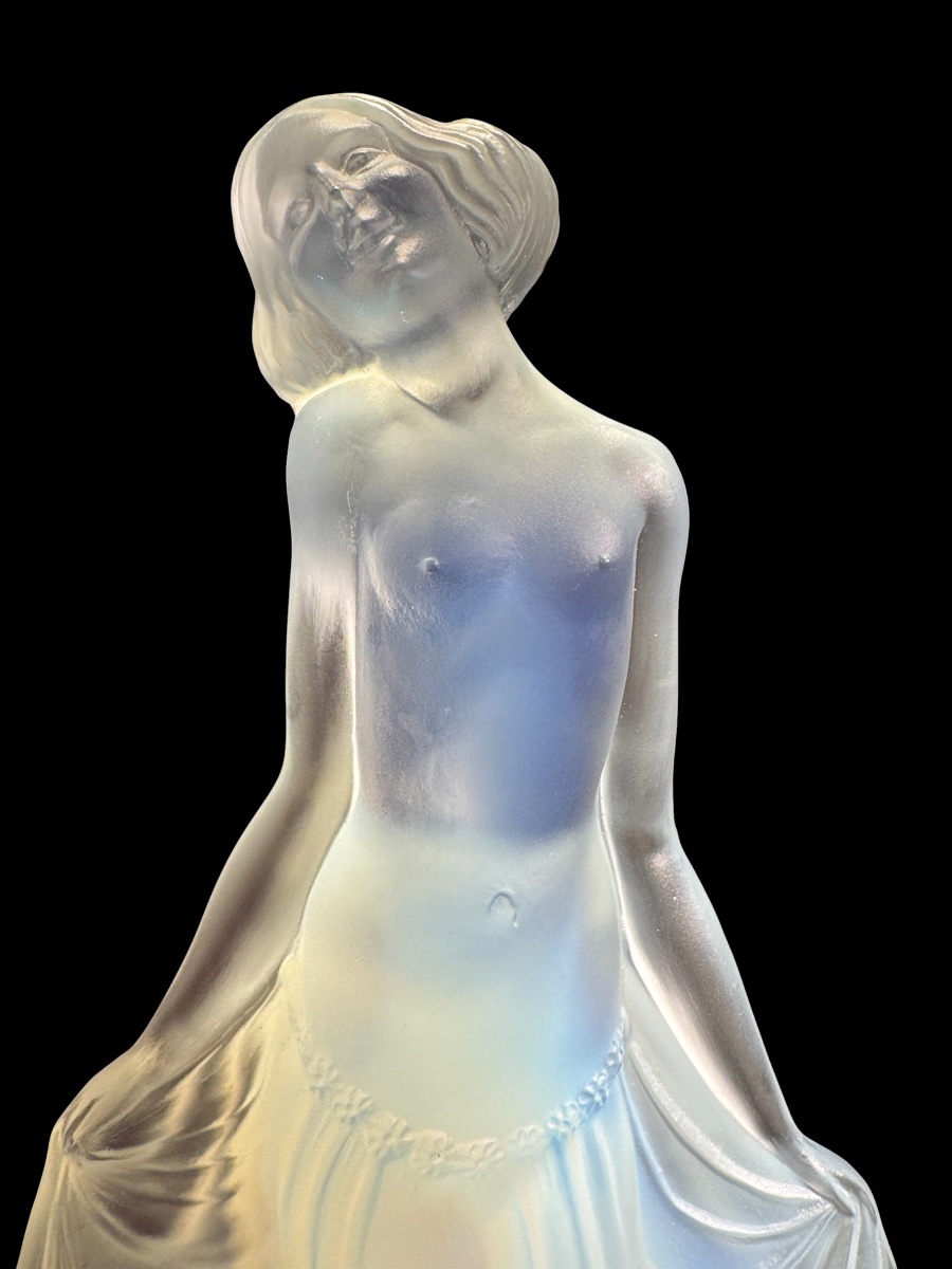 Lucile Sevin pour Etling, statuette en verre opalescent -photo-4