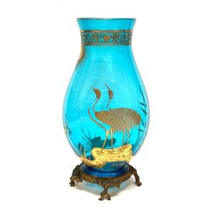 Baccarat - Vase à décor japonisant aux échassiers.