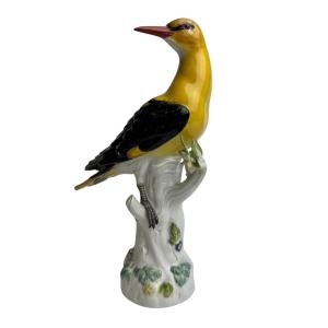 Meissen - Porcelain Figure "golden Oriole On A Tree Trunk"