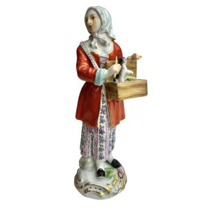 Meissen - The Cries Of Paris, Girl With A Marmot