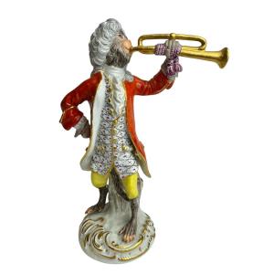 Meissen - Figure en porcelaine d’un singe trompettiste de la série l’orchestre de singes