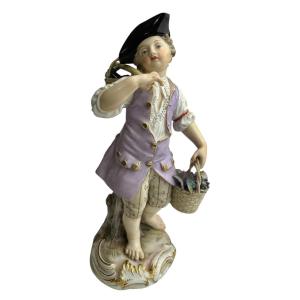 Meissen - Porcelain Figurine Depicting A Young Gardener