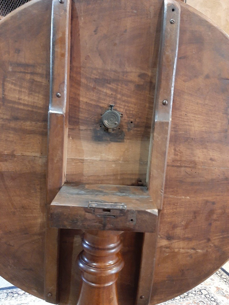  Louis Philippe Tripod Swivel Walnut Pedestal Table - Early XIXth Century-photo-4