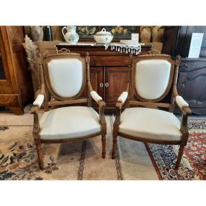 Paire De Fauteuils Style Louis XVI En Noyer - Vers 1900