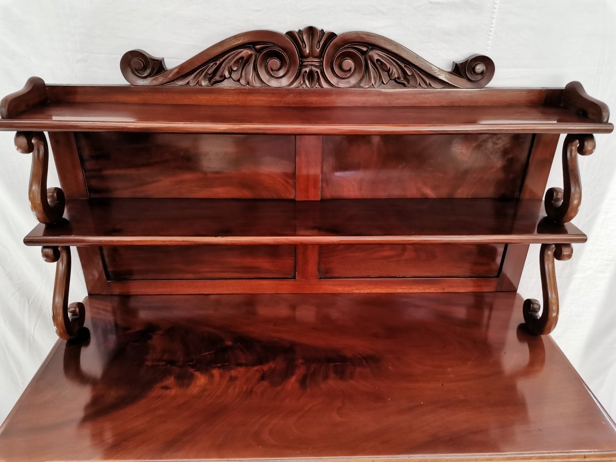 Small Mahogany Dresser Buffet-photo-1