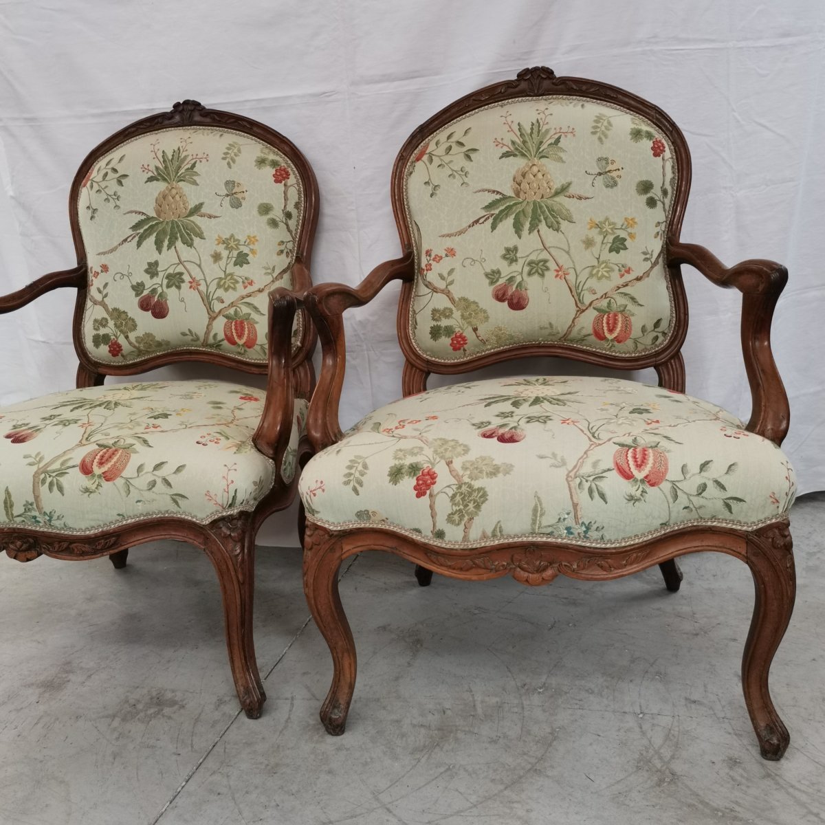 Pair Of Louis XV Armchairs Reupholstered To The Queen-photo-8