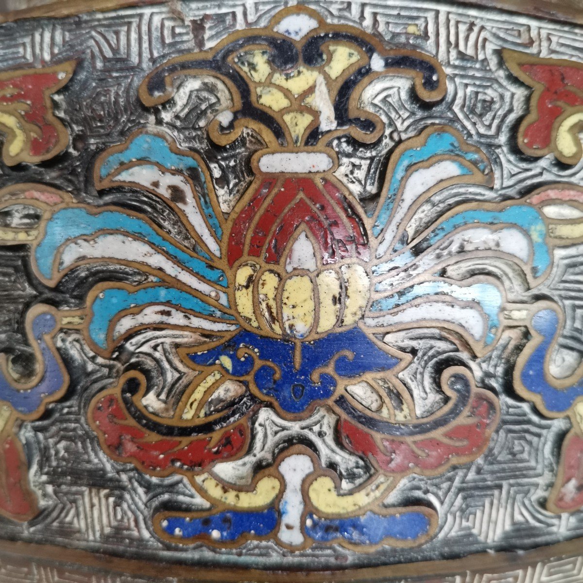 Cache Pot Asiatique émaux Cloisonnés sur bronze. Chine 19ème -photo-3