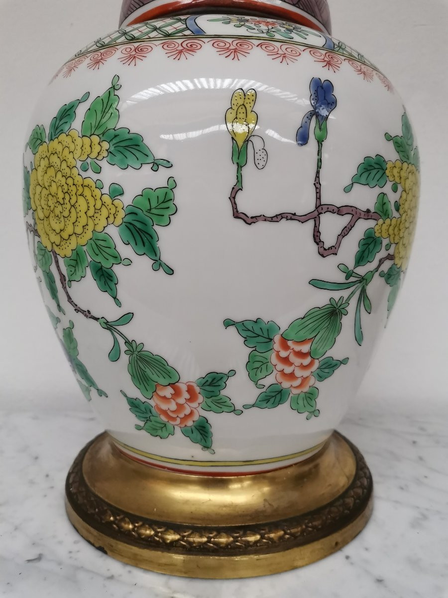 Pair Of Chinese Porcelain Vases -photo-4