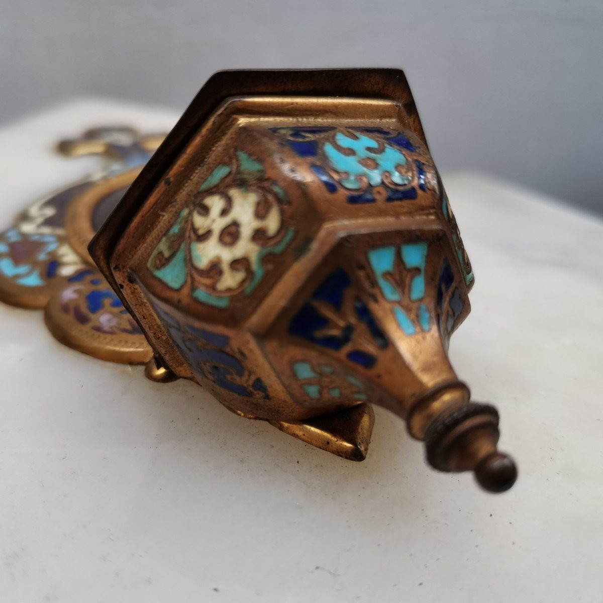 bénitier émaux cloisonnés et porcelaine-photo-3