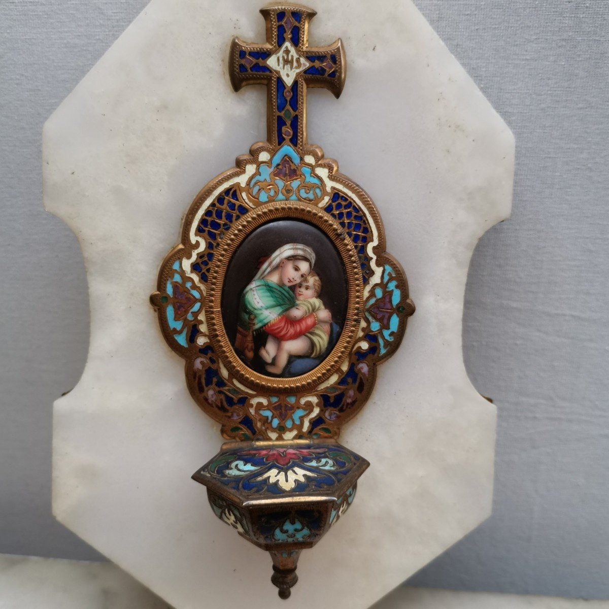bénitier émaux cloisonnés et porcelaine