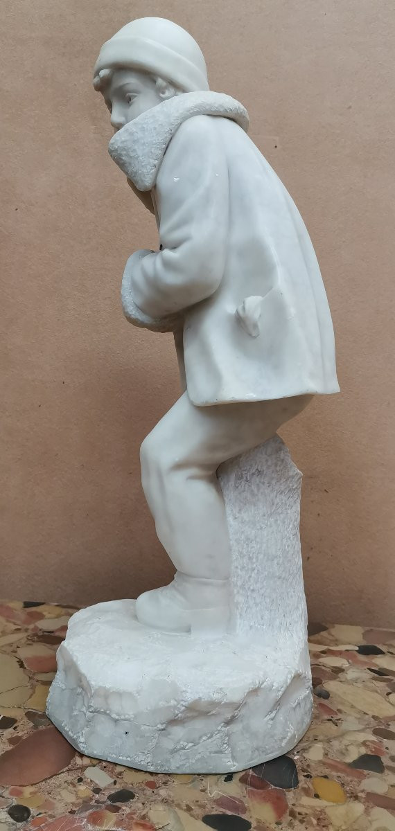 La Frileuse, fillette en hiver, sculpture albâtre signé A. Gennay -photo-2