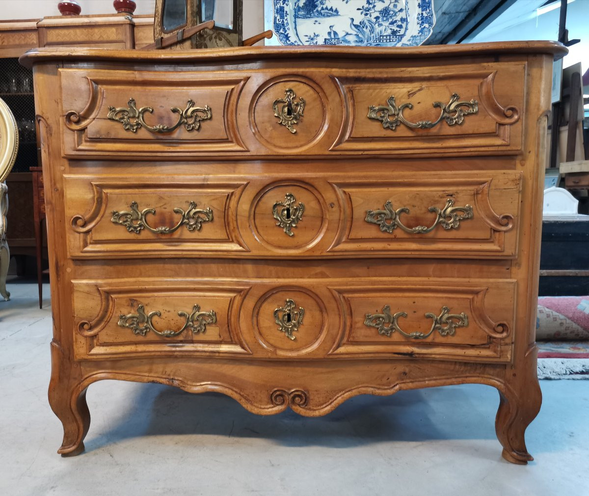 Louis XV Walnut Chest Of Drawers -photo-6